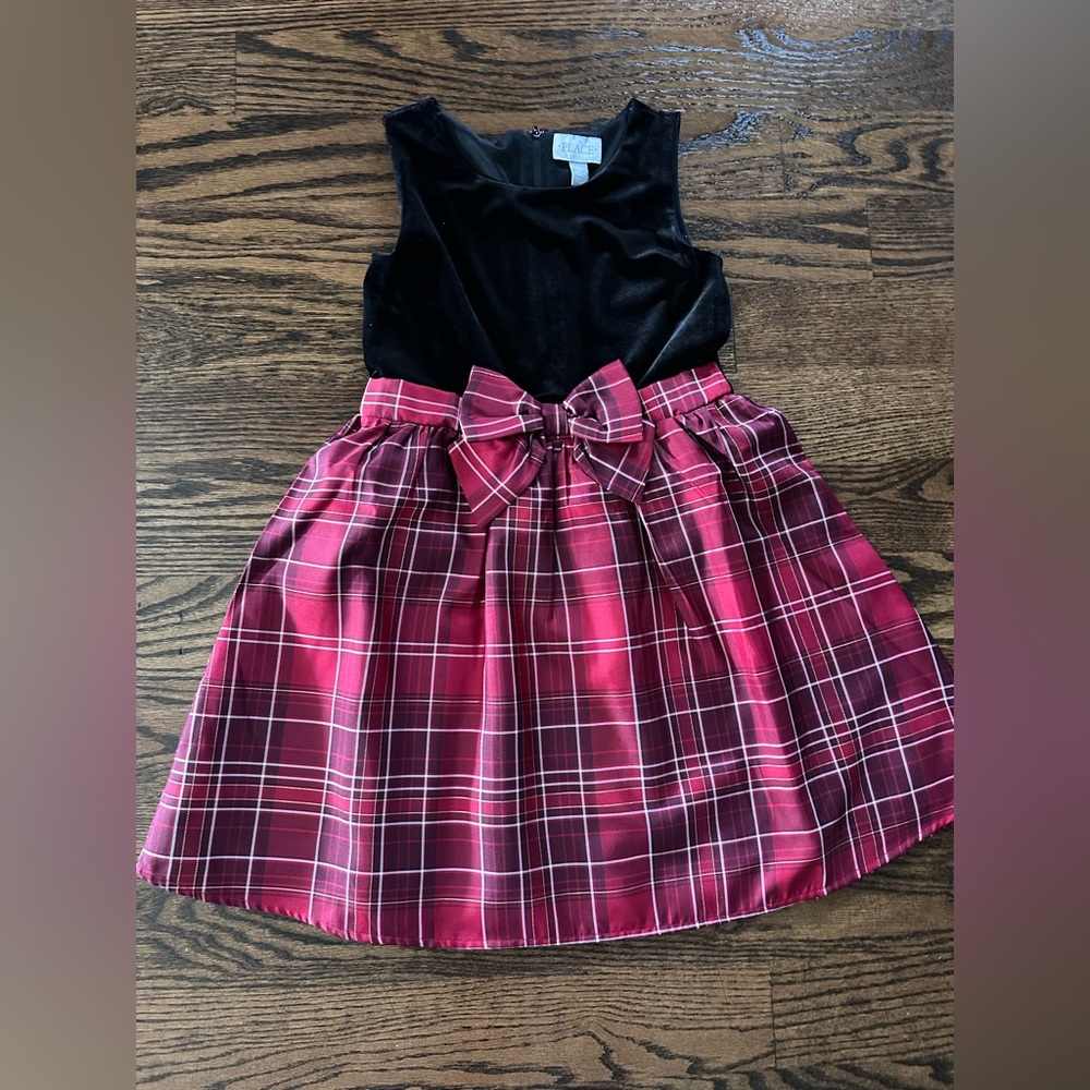 Girls size 10 holiday dress!